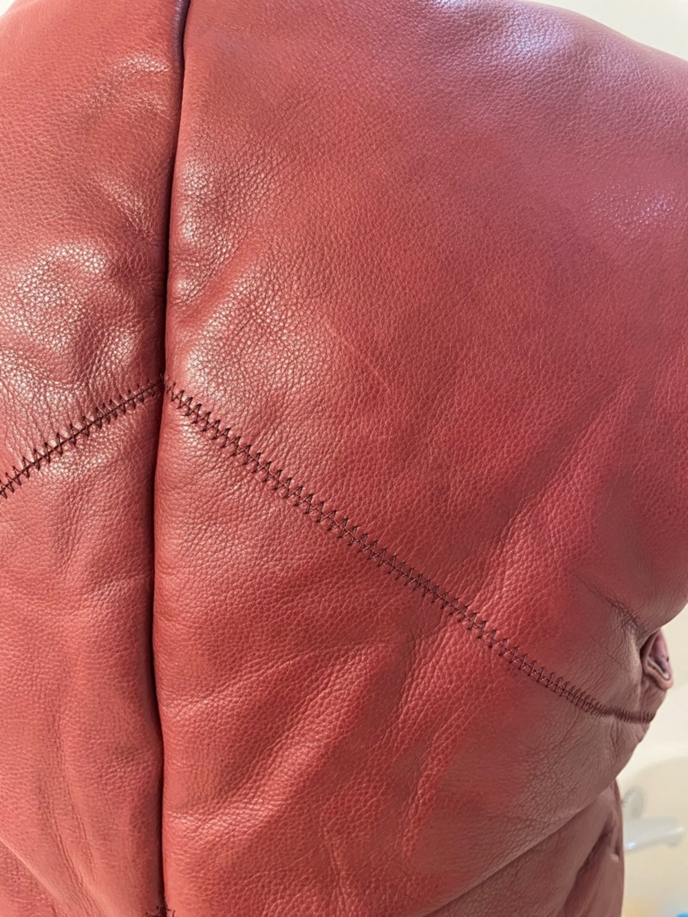 Women's Red Leather Snap-Front puffer Vest - Picture 5 of 12
